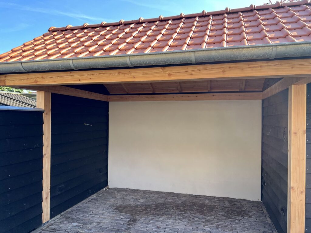 Veranda met puntdak